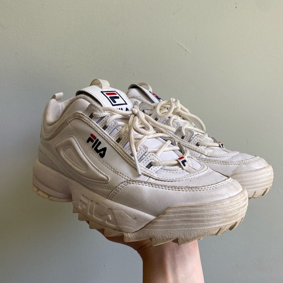 Chunky Fila Sneakers - Picture 5 of 9